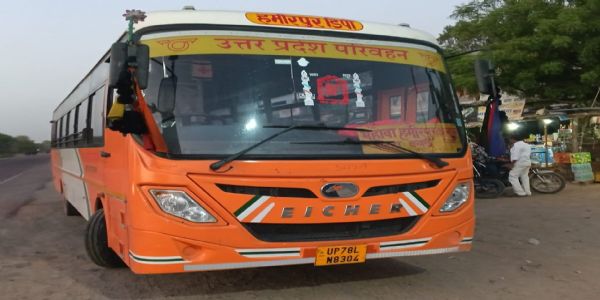 रोडवेज चालक और परिचालक को पीटा, मशीन और कैशबैग छीना