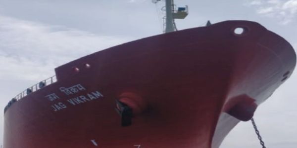 होर्मुज की अमेरिकी नाकेबंदी के बीच भारत को बड़ी राहत, एलपीजी टैंकर जग विक्रम कांडला पहुंचा