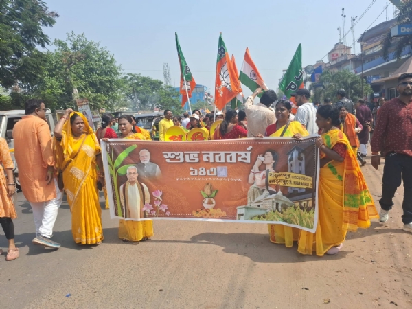 खड़ग़पुर में दिलीप घोष का प्रचार