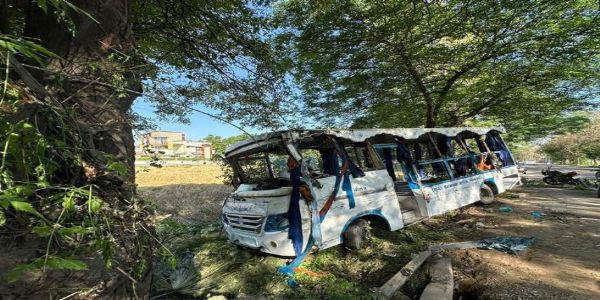 फतेहगढ़ साहिब में हादसे का शिकार बस