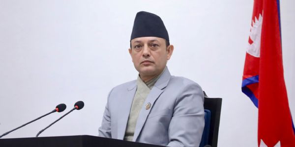 नेपाल के स्पीकर डीपी अर्याल