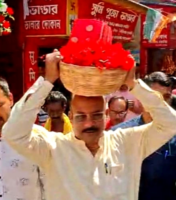 तारापीठ मंदिर में भाजपा प्रत्याशी ध्रुव साहा