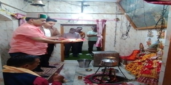 डल लेक स्थित शिव मंदिर में एक जून से होगा महाआरती का आयोजन : केवल पठानिया