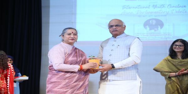 डीयू के इंद्रप्रस्थ महिला महाविद्यालय में अंतरराष्ट्रीय युवा कॉन्क्लेव आयोजित