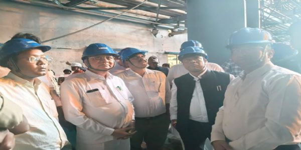 उद्योग मंत्री लखनलाल देवांगन ने किया वेदांता पावर प्लांट के घटनास्थल का निरीक्षण