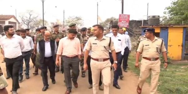 केंदुआडीह में भू-धंसान का बढ़ा खतरा, प्रशासन ने की लाेगाें से शिफ्ट होने की अपील