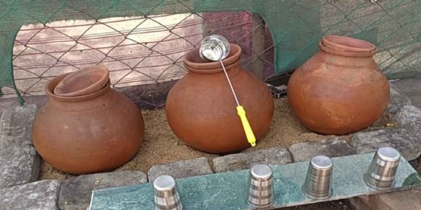 भीषण गर्मी में राहगीरों को राहत, पंचायतों को प्याऊ घर संचालित करने के निर्देश