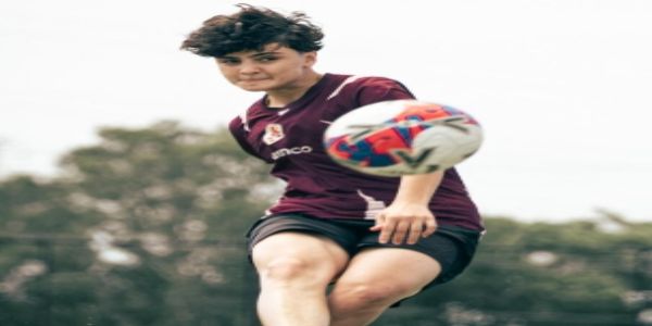 ईरानी फुटबॉलर फातेमेह पसांदीदेह