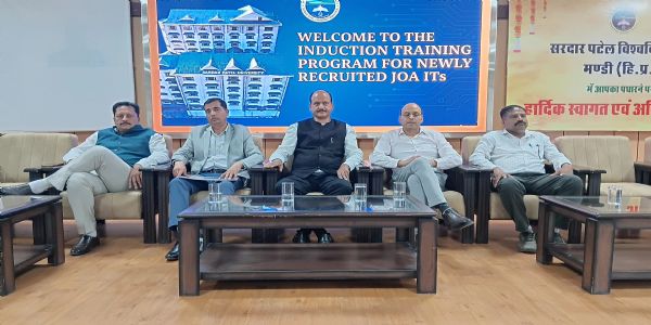 समर्पण और नियमों की समझ ही सफलता की कुंजी: आचार्य ललित कुमार अवस्थी