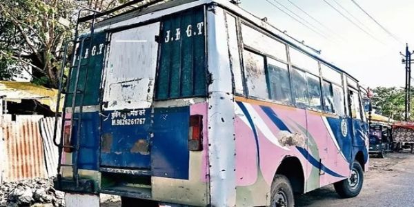 मध्य प्रदेश में 15 वर्ष से अधिक पुरानी यात्री बसें सड़कों पर दिखाई देगी तो होगी कार्रवाई