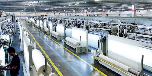 आठ दिन बाद औद्योगिक क्षेत्र फेज-2 में काम पर लाैटे श्रमिक, पूरे दिन रही शांति