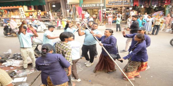 अतिक्रमण हटाने ‘टीम प्रहरी’ की महिलाओं ने बदली रायपुर के सड़कों की तस्वीर