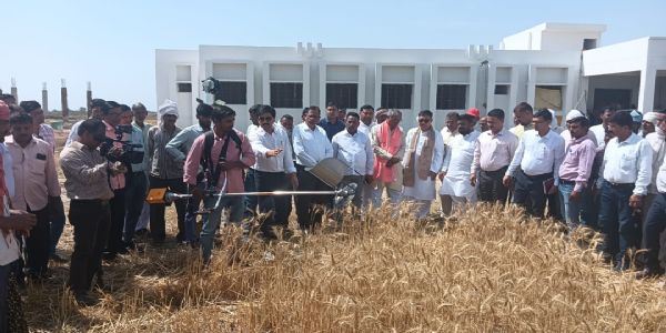 किसानों के हित में उठाए जा रहे कदमों से खेती होगी मजबूत, योजनाओं का लाभ हर किसान तक पहुंचे : लाखन सिंह राजपूत