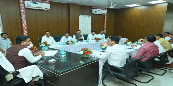 मंत्री दानिश आज़ाद अंसारी ने की हज यात्रा की तैयारियों की समीक्षा