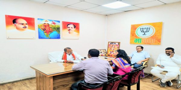 भाजपा प्रदेश कार्यालय में मंत्री नारायण सिंह कुशवाह ने कार्यकर्ताओं से किया संवाद, जनसमस्याओं के त्वरित समाधान पर जोर