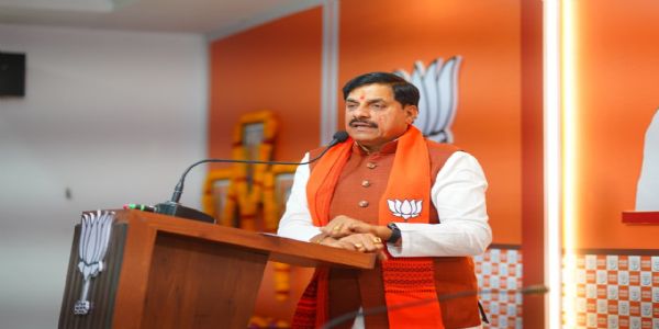 समाज के हर वर्ग तक संवाद एवं संपर्क बढ़ाना आवश्यक : डॉ. मोहन यादव