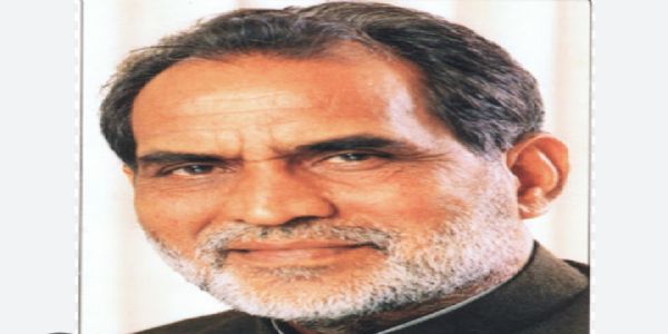 पूर्व प्रधानमंत्री चंद्र शेखर (फाइल फोटो)।