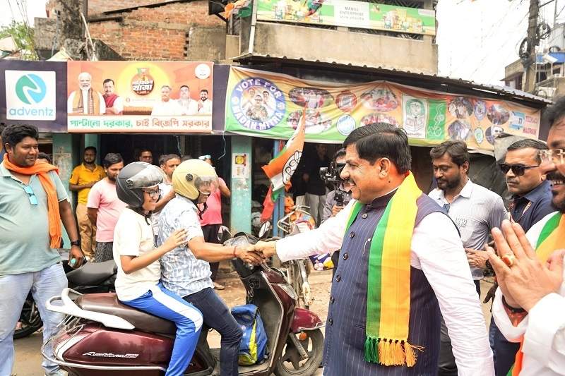 मप्र के मुख्यमंत्री ने पश्चिम बंगाल में भाजपा प्रत्याशियों के समर्थन में किया घर-घर संपर्क