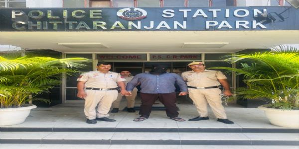 डबल मर्डर मामले में आरोपित गिरफ्तार