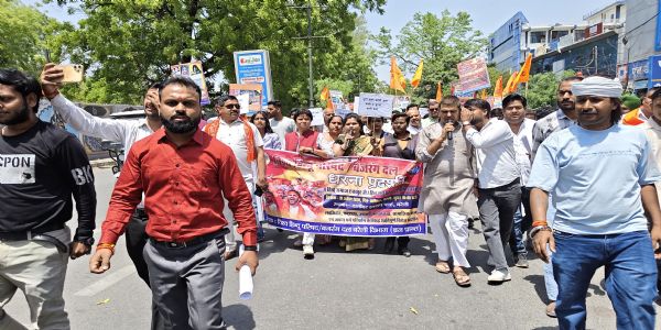 बढ़ती जिहादी गतिविधियों व अवैध कब्जों के खिलाफ बजरंग दल का ज्ञापन