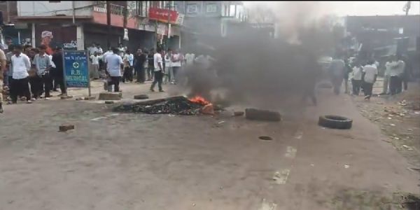 काकोपथार में भीषण सड़क हादसे में दो युवकों की मौत, कड़ी सजा की मांग