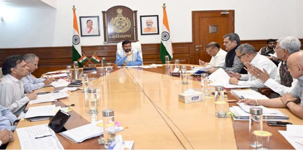 मध्य पूर्व एशिया से हरियाणा में तारकोल की आपूर्ति आधी हुई,विदेशी तारकोल से बनेंगी सड़कें