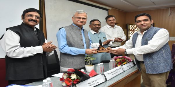 बीएचयू के चिकित्सा विज्ञान संस्थान में पहली बार स्पाइन कैडेवर कोर्स की शुरूआत