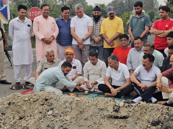 Formal foundation stone laying ceremony for the construction of the weapon symbol installation at Bhagwan Parshuram Chowk in Kathua.