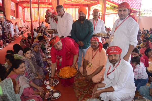 29th Grand Bhandara Held in Bhagwati Nagar; Thousands of Devotees Partake of Prasad