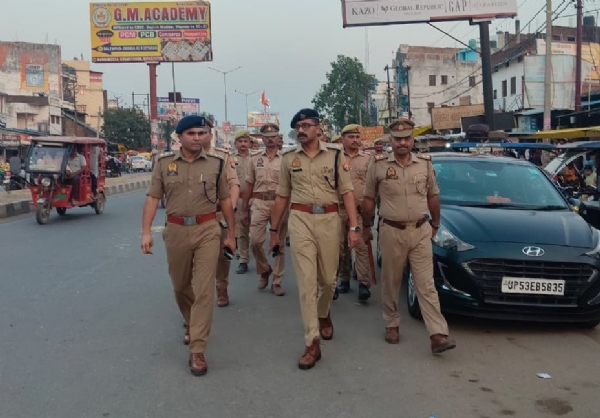पुलिस अधीक्षक गस्त  करते