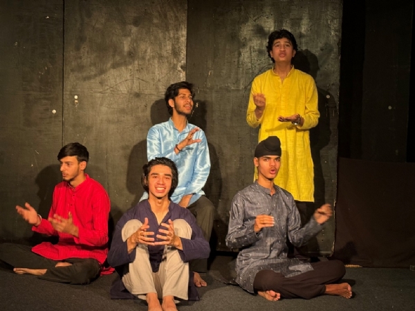 The talent of young artists emerged in theatrical productions based on six short stories.