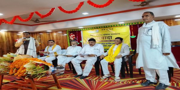 जन सुराज के जिलाध्यक्ष बने त्रिवेणी, सुलेखा बनीं महिला अध्यक्ष