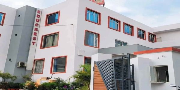 गुरुग्राम: सीबीएसई की फर्जी मान्यता पर दाखिला देने में स्कूल प्रिंसिपल गिरफ्तार