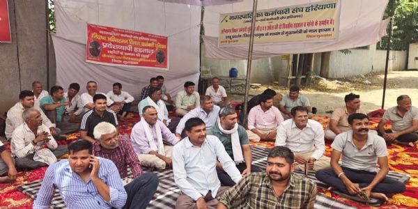 गुरुग्राम: रोडवेज ड्राइवरों को बस चलाने का अनुभव है आग बुझाने का नहीं...