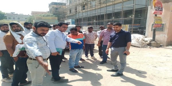 वाराणसी : औरंगाबाद मार्ग पर निर्माण कार्यों में तेजी लाएं : नगर आयुक्त