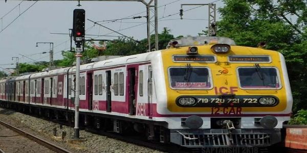 सियालदह-हावड़ा शाखा में कई स्पेशल ईएमयू चलाएगा रेलवे, 11 और रूट पर अतिरिक्त ट्रेनें