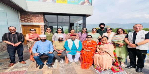 रोटरी क्लब छोटी काशी की बैठक में सामाजिक परियोजनाओं पर मंथन