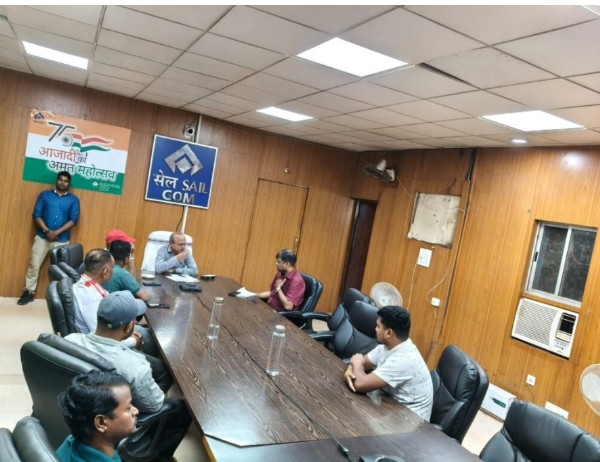 यूनियन और सेल प्रबंधन की बैठक