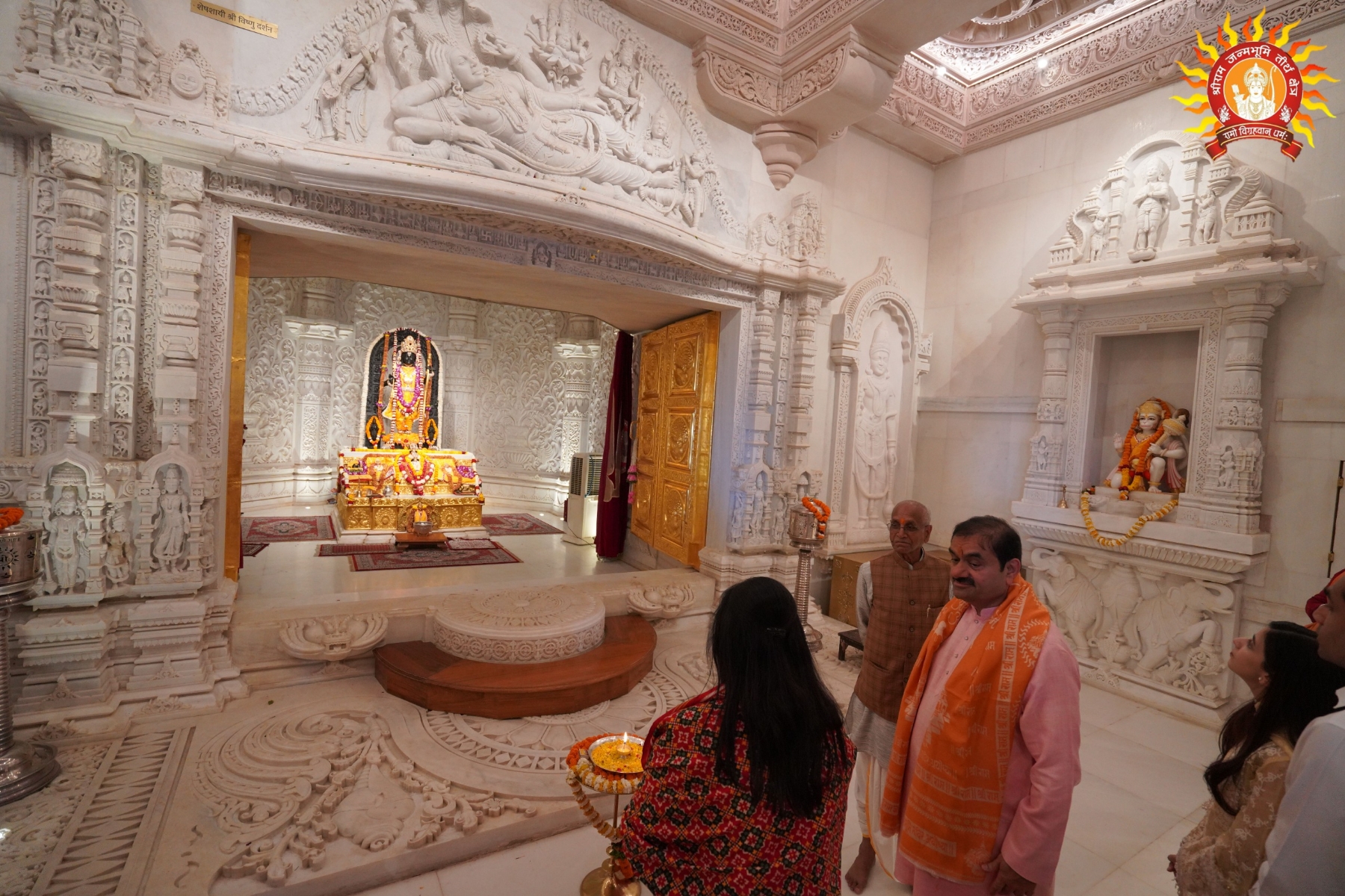 राम मंदिर में गौतम अडाणी