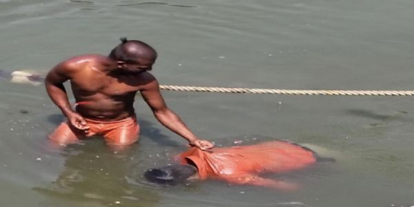 उज्जैन में शिप्रा नदी से मिला युवक का शव, हुई शिनाख्ती