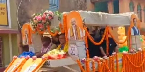 रोड शो मे शामिल हेमंता