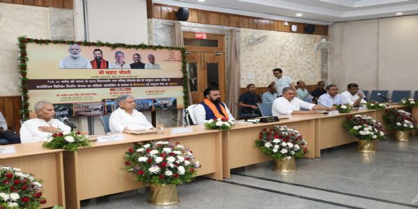 मुख्यमंत्री ने मोकामा में किया 18.11 करोड़ की व्यावसायिक भवन का शिलान्यास, परशुराम मेले का उद्घाटन