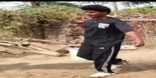 झोपड़ी में लगी आग से लाखों का सामान जलकर राख