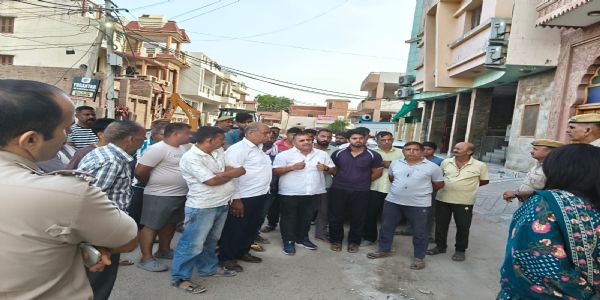 अतिक्रमण तोडऩे पहुंचा बीडीए का दल लौटा बैरंग