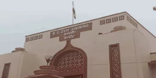 इंदौरः शहर की बिगड़ती यातायात व्यवस्था पर हाईकोर्ट ने जताई नाराजगी