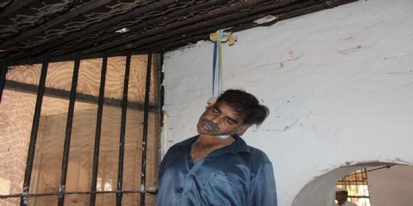 जबलपुर के सेंट्रल जेल के बाथरूम में विचाराधीन बंदी ने लगाई फांसी, जांच जारी