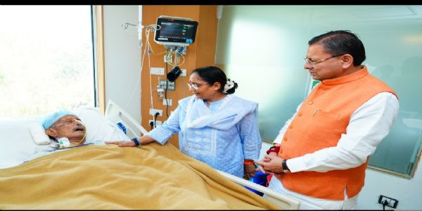 मुख्यमंत्री धामी ने बीसी खंडूड़ी का हालचाल जाना