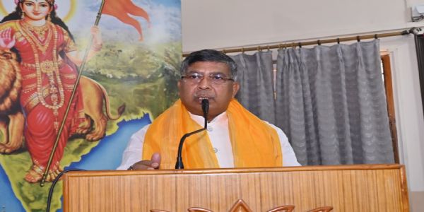 खरगे का बयान स्वस्थ लोकतांत्रिक परंपराओं के विपरीत : आदित्य