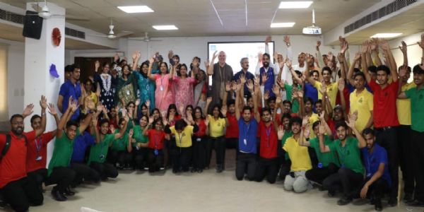 संस्कृति विवि में विद्यार्थियों को बताई गयी मंत्र ध्यान की शक्ति