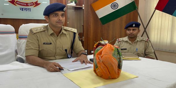 लावालौंग से 25 लाख रुपये का अवैध अफीम बरामद